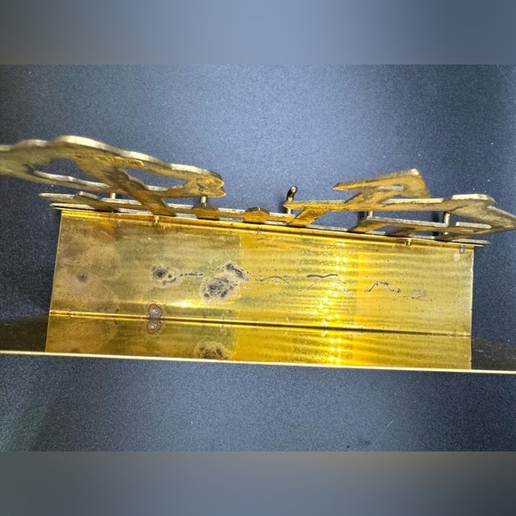 Vintage Brass Key Mail Holder House Tree Fence 5 Hook Hanging Cottage Core Brass - Picture 7 of 7